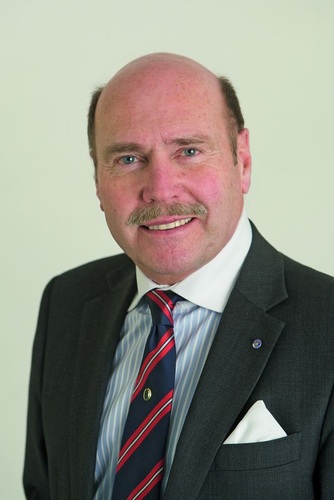 ZVSHK-Hauptgeschäftsführer Michael von Bock und Polach - SBZ