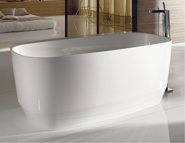 Die Luxuswanne ­Mattis von Keramag fasst 280 Liter Wasser.