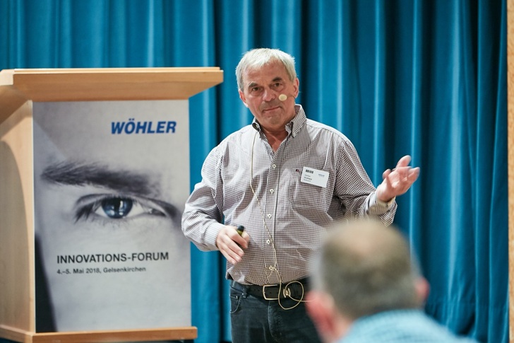 Schornsteinfegermeister und Dipl.-Ing. (FH) Stefan Gralapp, Mitautor des Kommentars zur TRGI 2018, informierte über die Neuerungen der TRGI - Wöhler - © Wöhler
Schornsteinfegermeister und Dipl.-Ing. (FH) Stefan Gralapp, Mitautor des Kommentars zur TRGI 2018, informierte über die Neuerungen der TRGI - Wöhler - © Wöhler