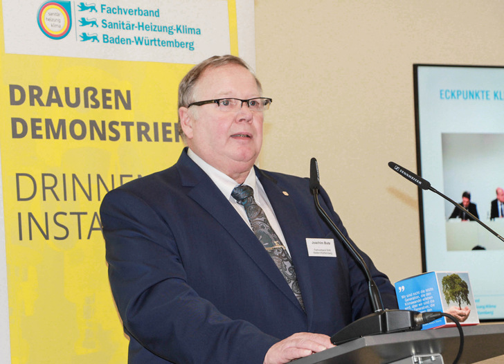 Joachim Butz: „Im Flächenland Baden-Württemberg sind nahezu 1 Million Ölheizungen und über 1,2 Millionen Gasheizungen in Betrieb. Diese lassen sich nicht von heute auf morgen auf erneuerbare Energien umrüsten.“