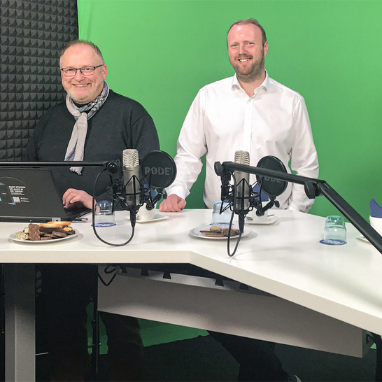 Die Experten Martin Schäpermeier und Martin Zinzius von Kaldewei erklären in drei Online-Seminaren, welche spezifischen Anforderungen bei der barrierefreien Planung von Badezimmern beachtet werden müssen und wie sie fachgerecht umgesetzt werden können.