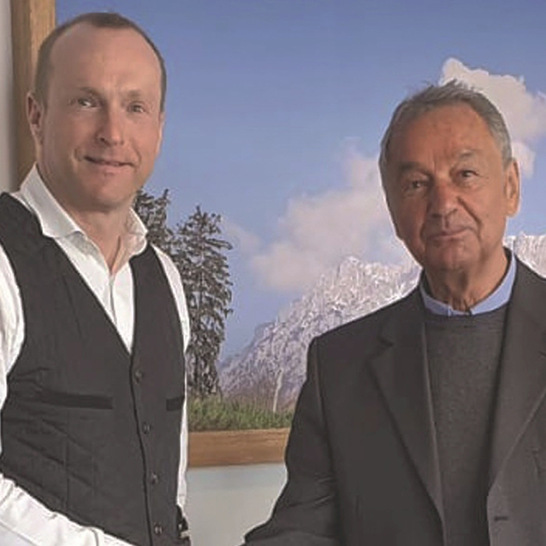 Andreas Ziegler, geschäftsführender Gesellschafter Zewotherm (links) und Helmut Siegmund, Gesellschafter der EHT Siegmund GmbH.