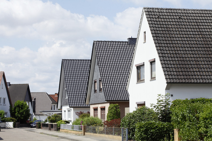 Bild 1: Die Modernisierung der Wärmeübergabe in Bestandsgebäuden schafft ideale Voraussetzungen für eine effiziente und nachhaltige Erneuerung der Wärme­bereitstellung und -erzeugung.
