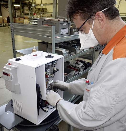 Um Beatmungsgeräte herzustellen, hat Viessmann einen Teil seiner Produktion ­umgerüstet.