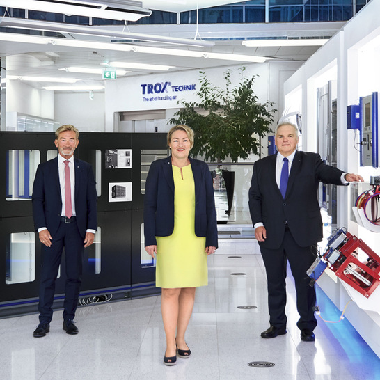 Der neue Stiftungsvorstand der Heinz Trox-Stiftung (von links): Volker van Kempen, Christine Roßkothen und Paul Schwarz (Vorsitzender). 