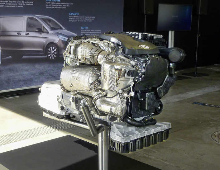 Dieselentwicklung: Mercedes-Benz Vans hat das Aggregat OM 654 bei den Transportern eingeführt (Zulassung derzeit: Euro 6d Temp) und sieht sich durch die Konzep­tion für Abgasrestriktionen der nächsten Jahre gerüstet.