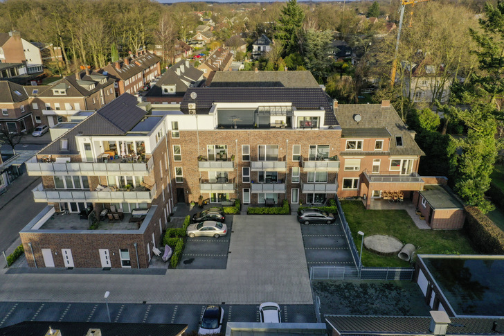 Was den Einsatz von Wärmepumpen angeht, haben Quartierslösungen gegenüber Einzelprojekten häufig deutliche Vorteile. Deshalb setzen ­immer mehr Kommunen auf Nahwärmenetze.