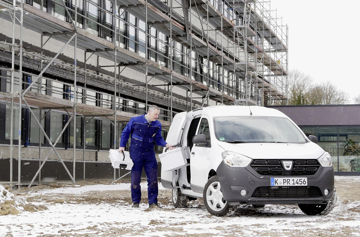 Wegen Kälteeinbruch provisorisch heizen? Vor Inbetriebnahme sollte sich der Fachhandwerker durch einen Frostbrief rechtlich absichern.