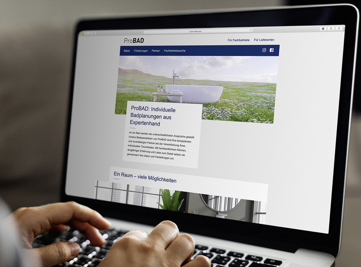 Informationen über Fördermöglichkeiten ­sowie eine Fachbetriebssuche runden die kundenorientierte Website ab.