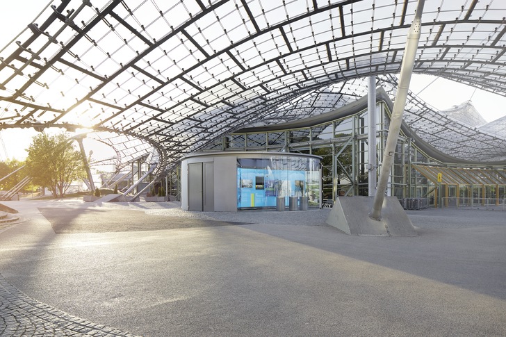 Bis heute in ihrer konstruktiven und gestalterischen Ausführung einzigartig: die überdimensionale Zeltdachkonstruktion des Münchner Olympiaparks.