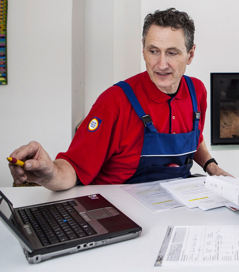 Von 9 bis 19 Uhr: An jedem Messetag vermittelt der Handwerker-Kanal binnen zehn Stunden Sendezeit eine Fülle von Eindrücken und Informationen – als Ersatz für den sonst üblichen Rundgang durch die zahlreichen Frankfurter Messehallen.