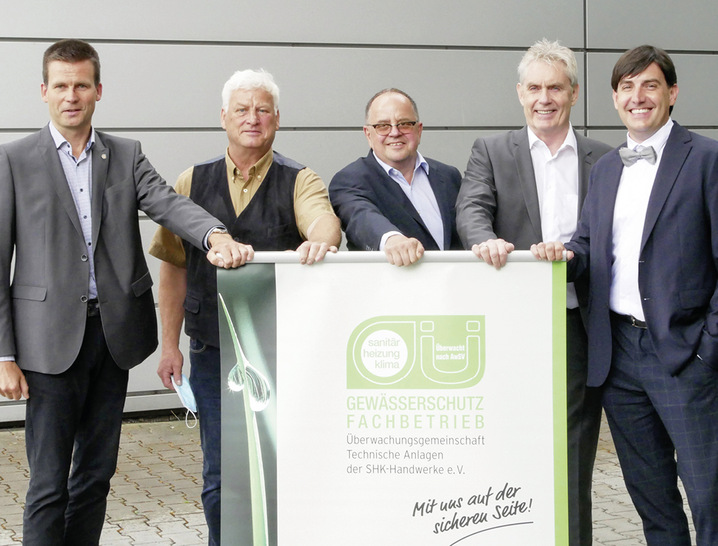 Nach der Neuwahl des ÜWG-Vorstandes (v.r.): Vorsitzender Andreas Kröckel, Geschäftsführer Matthias Anton, Hans-Albert Fritsch (Vize), Oswald Klette sowie Thorsten Jakob.