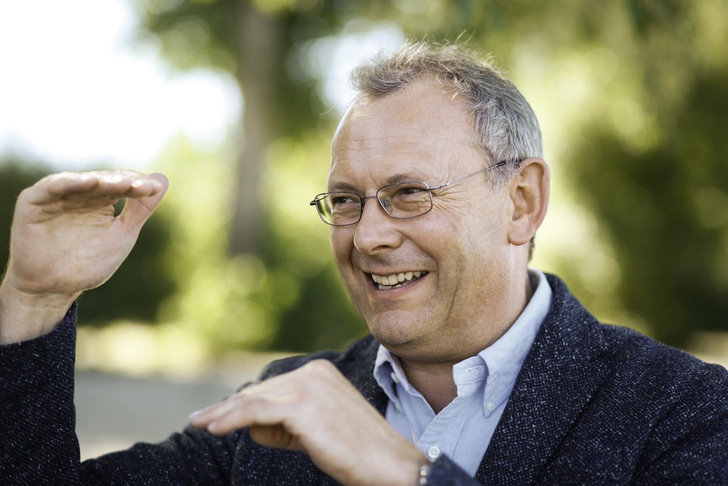  „Bei Hochwasser ist oftmals ein erhöhter Standort der sicherste Platz für Wärmepumpen, Speichersysteme oder Lüftungsanlagen“, betont Karl Stuhlenmiller, Geschäftsführer tecalor.