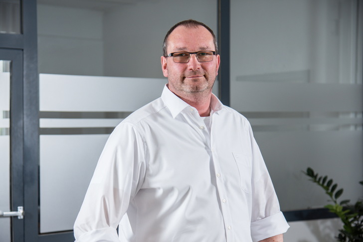 Stefan Türolf steht Kunden und Partnern bei technischen Fragen kompetent zur Seite.