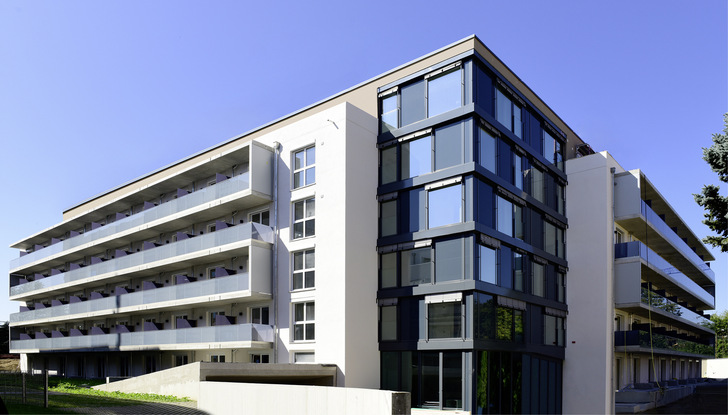 Studentenwohnheim mit anspruchsvoller Architektur und hohem Ausstattungskomfort – realisiert im Herzen von Augsburg. - © Bild: Foto Behrbohm Augsburg
