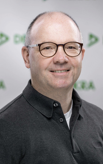 Karsten Zech  ist Leiter des Dekra-Labors für Werkstofftechnik und Schadensanalytik in Saarbrücken. www.dekra.de/werkstoffpruefungen