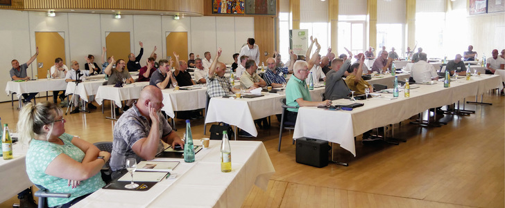 Jahrestagung der ÜWG-SHK diesmal in Lünen: Allein in Nordrhein-Westfalen zählt die Überwachungsgemeinschaft derzeit 979 Mitgliedsbetriebe. - © Bild: SBZ / Dietrich
