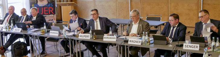 Der Vorstand, vor einem Jahr wiedergewählt: Auf viele für Sanitär- und Heizungstechnik bedeutsame Entwicklungen hat der ZVSHK in den vergangenen Monaten Einfluss genommen.