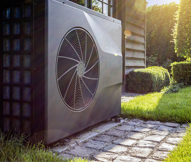 Installateure können Kunden an vielen Stellen den Weg zur Wärmepumpe ebnen, vorrangig durch Informationen und Finanzierungshilfen.