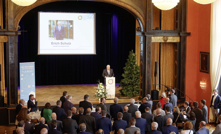  Zum Nikolausempfang prägte Landesinnungsmeister Erich Schulz den Satz: „Machen ist wie Wollen – nur krasser!“