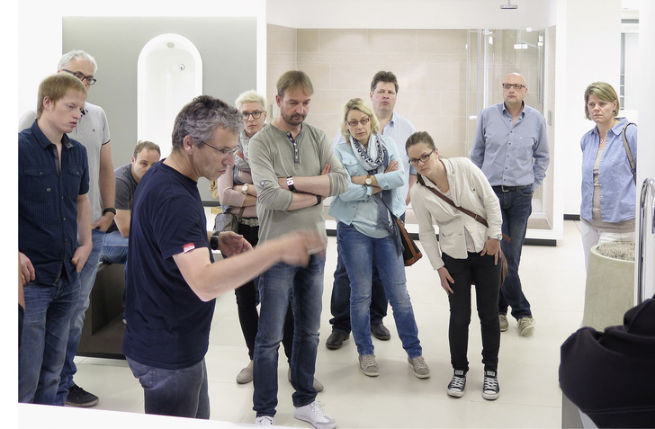  Da jeder Partnerbetrieb Gebietsschutz genießt, kommt ein wirklich offener Austausch fachspeziﬁscher Erfahrungen und Informationen zustande.