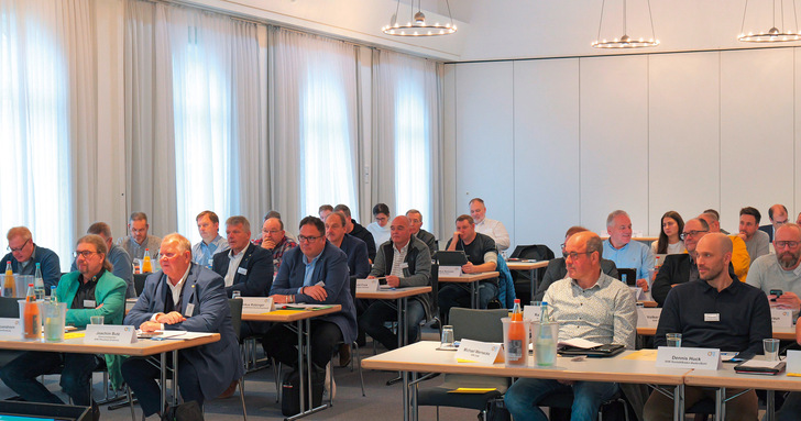 Zur Obermeisterversammlung trafen sich 38 Spitzenvertreter der Innungen und ihre Stellvertreter in Ludwigsburg.