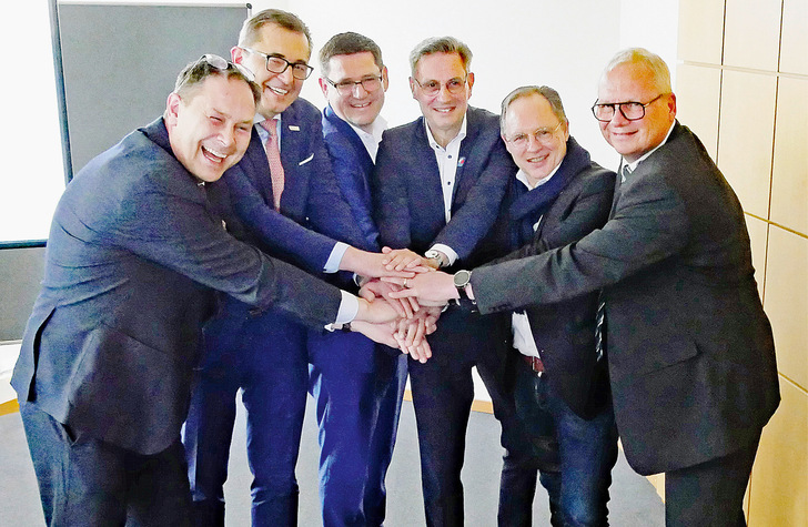 Fast so viele Präsidenten wie beim G8-Gipfel: 6 Verbände haben zur ISH eine engere ­Zusammenarbeit ­innerhalb einer Task­force ­beschlossen.