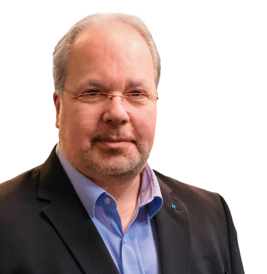 „﻿Da kursieren auch bei den Fachleuten jede Menge Halbwissen und zahlreiche Fehldeutungen der Regelwerke.“ Arnd Bürschgens,
Vorsitzender des DVQST und ö. b. u. v. Sachverständiger im Installateur- und Heizungsbauerhandwerk für das Teilgebiet Trinkwasserhygiene