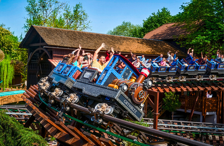 Hoch die Hände – Wochenende: Der Verbandstag im Europa-Park in Rust verspricht Information und Fachwissen, Unterhaltung und Diskussionen. Das Programm schließt dieses Jahr Azubis ausdrücklich mit ein.