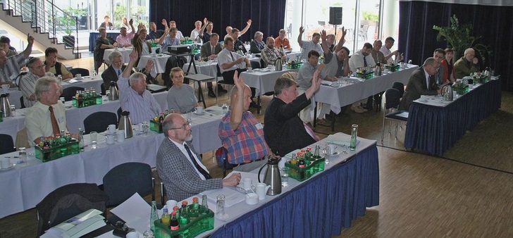 Etwa 70 Teilnehmer kamen zur diesjährigen Mitglieder­versammlung der ÜWG-SHK nach Hannover