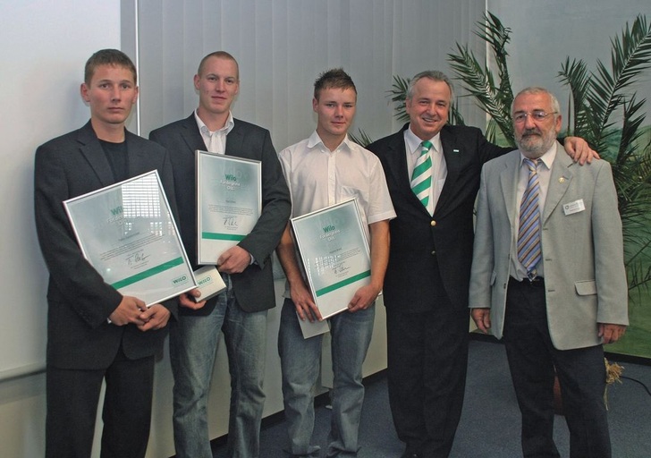 Verleihung des Wilo-Förderpreises Ost 2008 (v. l.): Falko Gasterstädt, Paul Schack, Stephan Brand, Peter Stamm und LIM Dietrich Roese