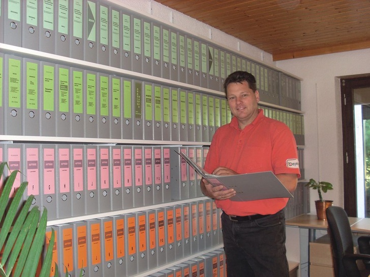 Im SHK-Handwerksbetrieb Beyer, Freiburg,wurden die Abläufe durch den Einsatz des Dokumentencenters spürbar optimiert