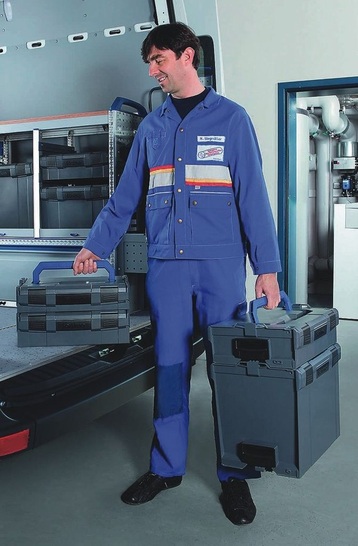 Die L-Boxx-Serie in vier unterschiedlichen Formaten lässt sich stapeln, hält vor Ort alles ­Nötige übersichtlich und kann sogar als Arbeitsfläche dienen