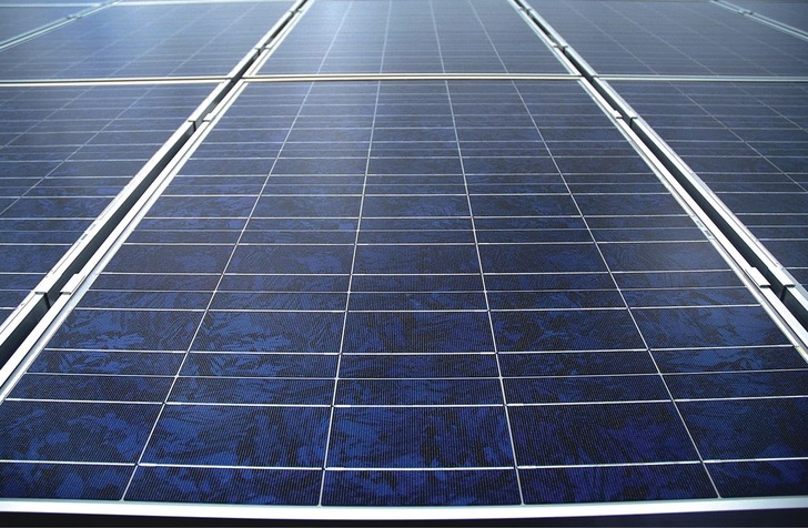 In diesem Jahr rechnen Experten damit, dass in Deutschland neue Anlagen mit einer Leistung über 5 GW installiert werden. Bei der Solarthermie hingegen sieht es nicht so gut aus. - © BSW-Solar
