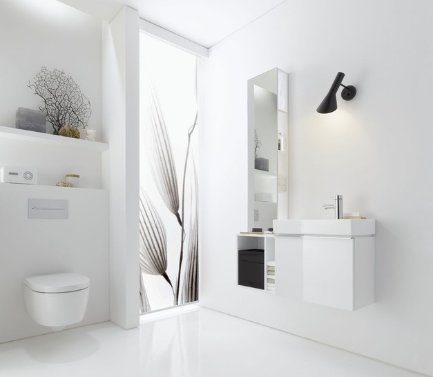 Gäste-WC-Konzepte wie iCon xs von Keramag sind speziell auf kleine Grundflächen ausgelegt und bieten trotzdem viel Komfort.