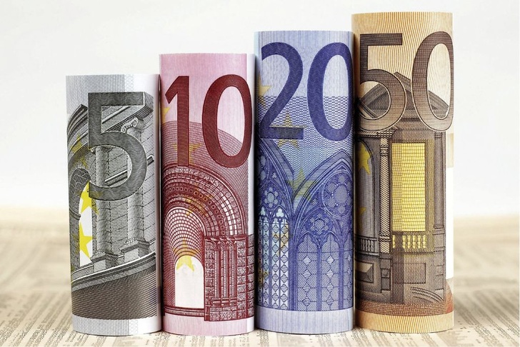 Wer noch 2011 eine alte Heizung durch ein Brennwertgerät mit Solarunterstützung ersetzt, profitiert von höheren Fördersätzen.