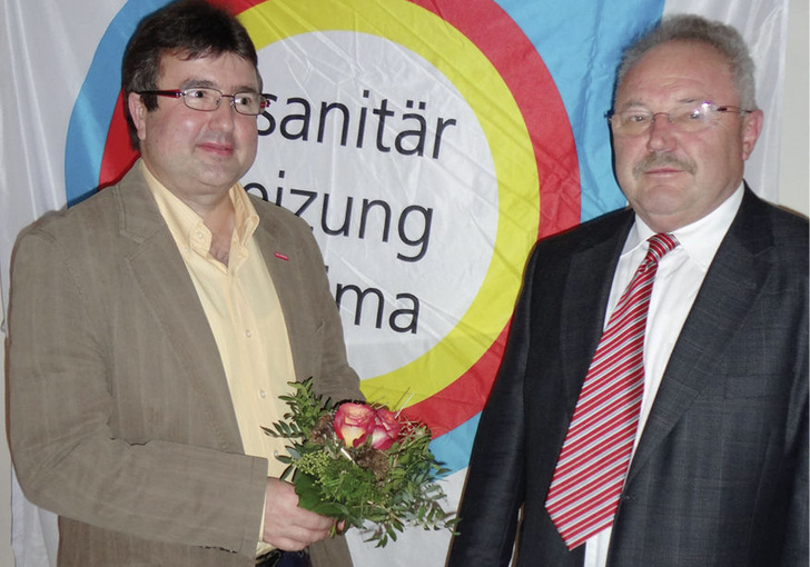 Andreas Röber (l.) übernahm das Amt des Landes­innungsmeisters von Dr. Joachim Eulenstein.