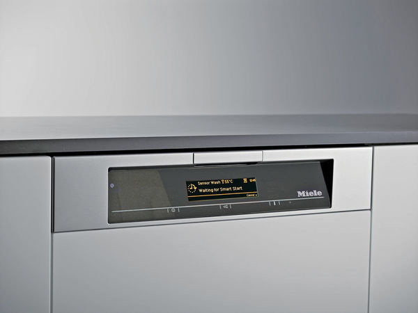 Stellt die PV-Anlage genügend Strom bereit, startet das Gerät. Miele und SMA Solar Technology AG schließen einen Kooperationsvertrag für nachhaltiges Energiemanagement.