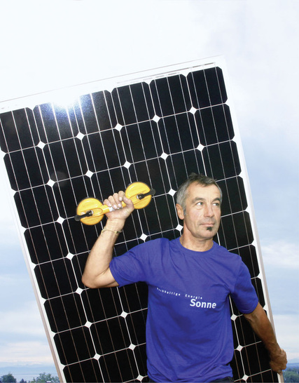 Deutschlands Ins­tallateuren wird auch das Jahr 2013 ­wieder einige Chancen im PV- und Solarthermiemarkt bieten.