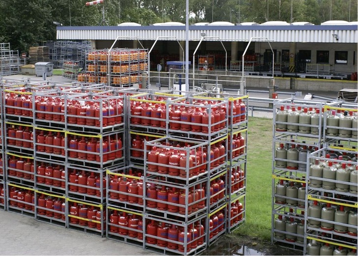 Auch eine Füllstation gehört zum Gebäudekomplex des Progas-Regionalzentrums.