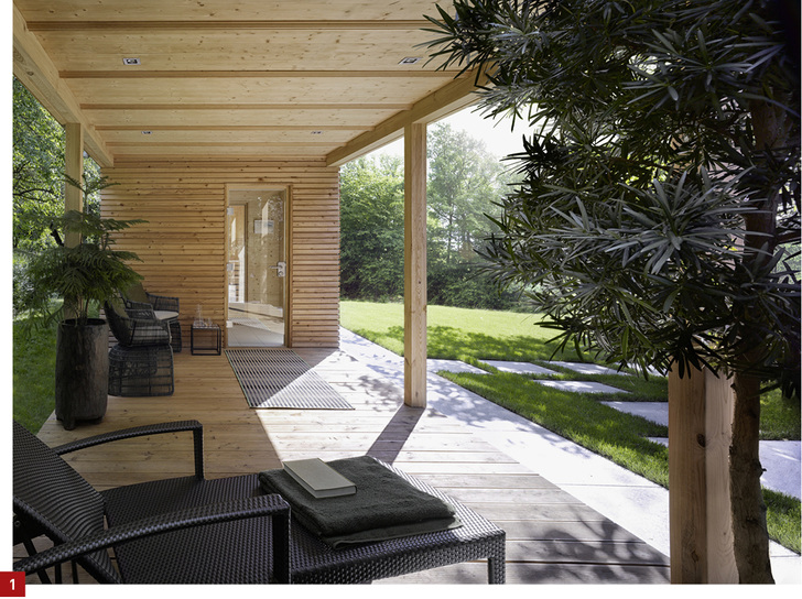 
Ob der Weg zur Gartensauna durch eine Hecke als Sichtschutz führt oder über Freiflächen, sei dahingestellt. Bei der Planung sind jedenfalls viele Punkte zu berücksichtigen, damit der Kunde überhaupt und lange zufrieden ist. 



