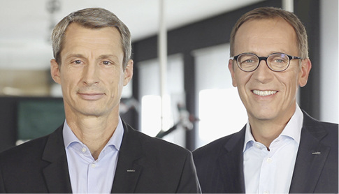 



Das Metabo-Vorstandsteam mit CEO Horst W. Garbrecht (r.) und CFO Eric Oellerer bleibt an Bord. 
