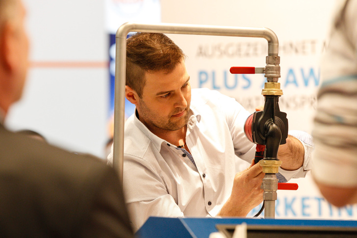 Installer Champion Thomas Falter.