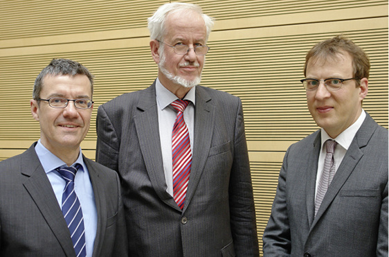 <p>
</p>

<p>
Experten diskutierten EU-Maßnahme (v. l.): Dr. Josef Klinger, Dr. Anton Klassert und Dr. Thomas Rapp.
</p> - © Foto: Deutsches Kupferinstitut.

