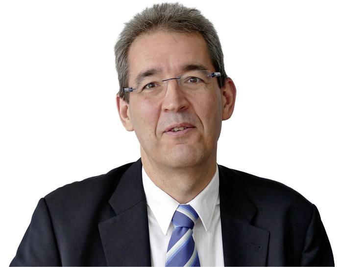 



Prof. Dr. Michael Krödel ist Professor für Gebäudeautomation und Gebäudetechnik an der Hochschule Rosenheim
