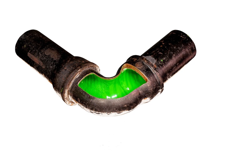 Mit Spray-Liner saniertes Metallrohr.