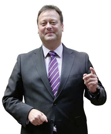 
Hans-Arno Kloep
 ist Geschäftsführer der Unternehmensberatung Querschiesser. Die Firma ist spezialisiert auf Trendprognosen für den deutschen SHK-Markt. 

www.querschiesser.de




