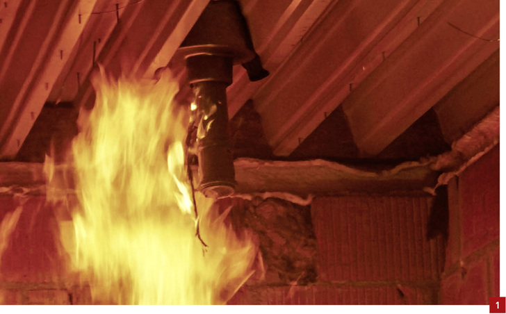 



Für das von Dallmer entwickelte Brandschutzelement für Dachabläufe in Stahltrapezdächern ist mit der bestandenen Brandprüfung nach DIN 18234 der erforderliche Eignungsnachweis gegeben.
