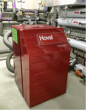 
Hoval-Wärmepumpensystem im energieautarken Mehrfamilienhaus.
