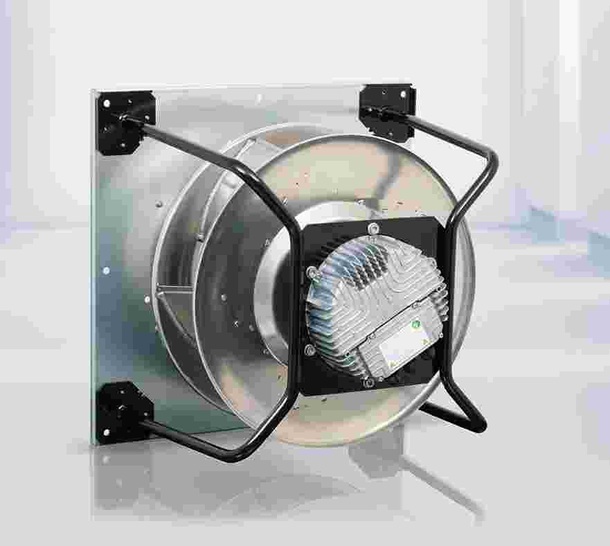 Im RLT für die Hochschule ist u.a. ein Radialventilator RadiPac mit Aluminium-Hohlprofil-Schaufeln von ebm-papst verbaut.